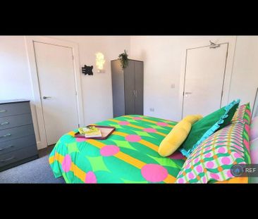 1 bedroom in a house share to rent - Photo 5