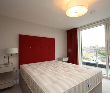 3 bedroom penthouse to rent - Photo 3