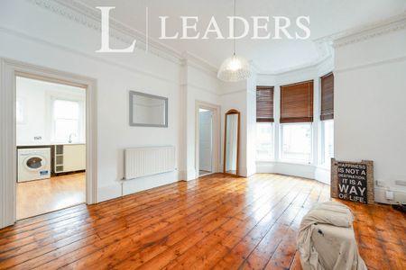 2 bedroom apartment to rent Osborne Road, Southsea, Hampshire, PO5 - Photo 5