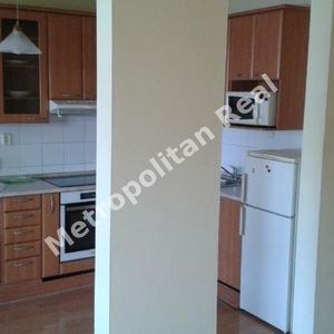 Útulný a zariadený 1 izbový byt s loggiou v príjemnej lokalite - Fotografia 3