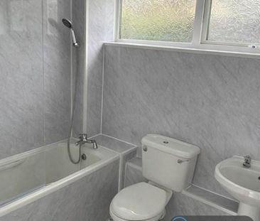 2 bedroom maisonette to rent - Photo 4