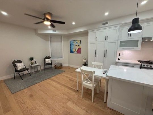 For Lease - 129 Seaton Street Unit# Main, Toronto, Ontario - Photo 1