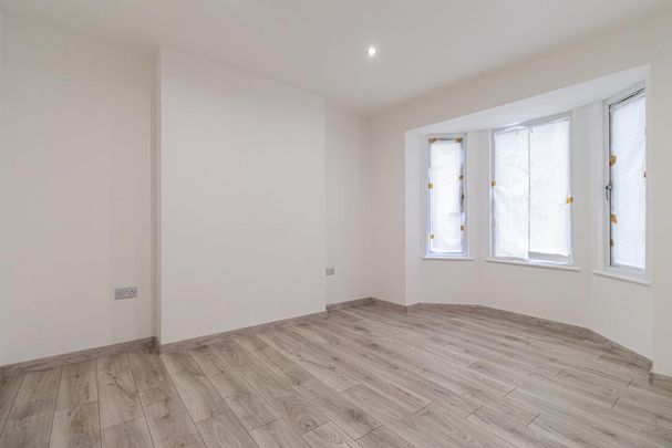 4 bedroom detached house to rent - Photo 1