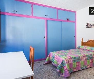 granada, Andalusia 18002 - Photo 3