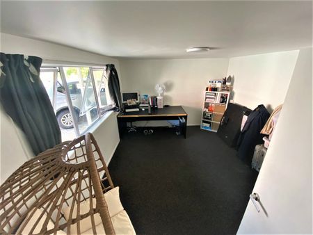 WEYMOUTH, 2 BEDROOMS - Photo 3