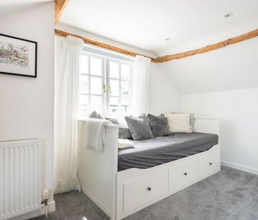 3 bedroom apartment to rent - Photo 6