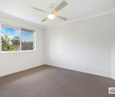 STUNNING FOUR BEDROOM WALKING DISTANCE TO JPC! - Photo 4