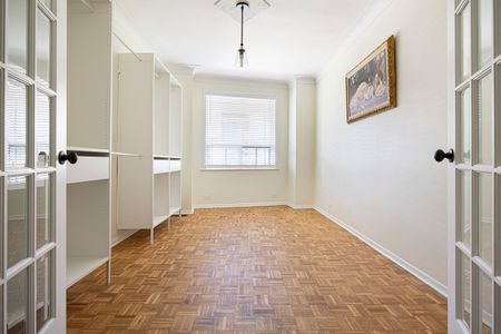 For Lease - 246 Niagara Street Unit# Main, Toronto, Ontario - Photo 2