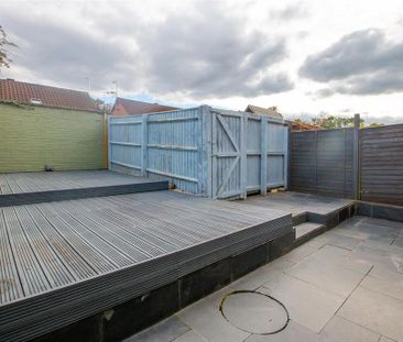 3 bedroom terraced house to rent - Photo 4