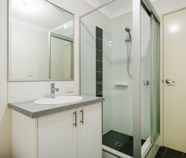 Perfect Family Home - Photo 5