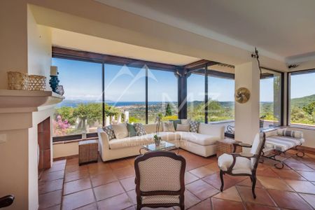 Proche Saint-Tropez - Charmante villa vue mer - Photo 5
