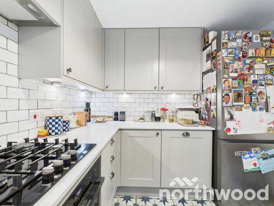 2 bedroom terraced house to rent - Photo 1