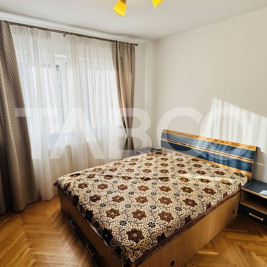Apartament 3 camere de inchiriat 65mp balcon 3mp Vasile Aaron - Fotografie 1