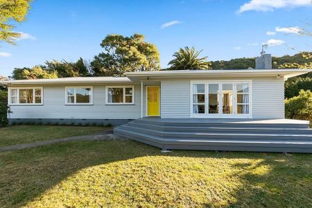 Beautiful family home in the heart of Wainui - Photo 5