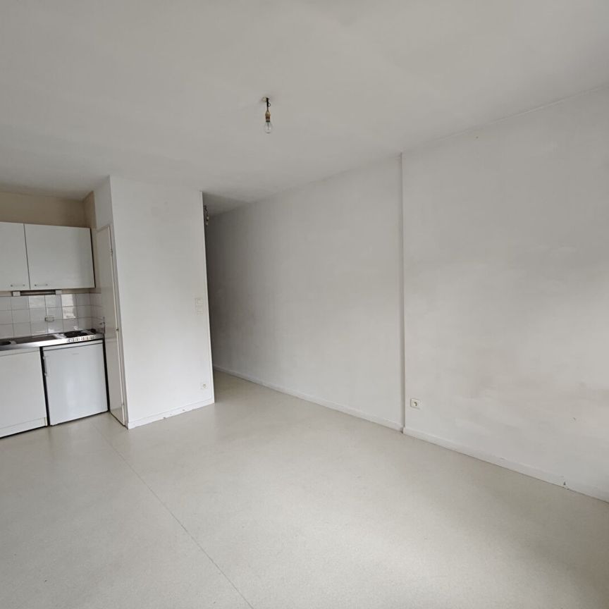 Location appartement 1 pièce, 19.00m², Cholet - Photo 1