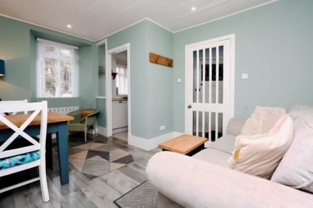 1Bedrooms, 1Bathrooms - Photo 4