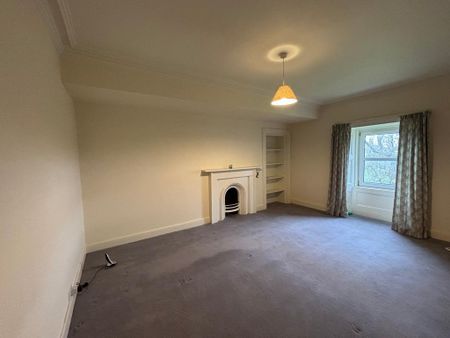 3 bedroom detached house to rent - Photo 2