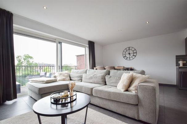 Appartement te huur - Photo 1