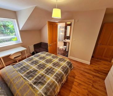 Ensuite Room 3, 361 Donegall Rd, Belfast, BT12 6FQ - Photo 3