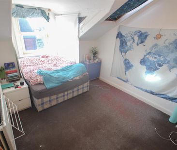 7 bedroom terraced house to rent - Photo 3