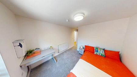 3 bedroom apartment to rent - Photo 3