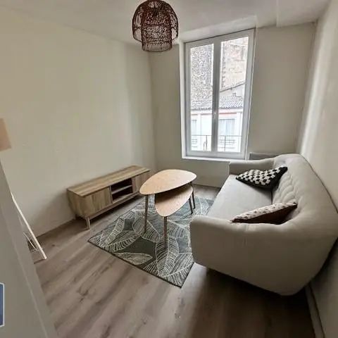 Appartement à louer 4 pièces 67.77m² - Photo 1