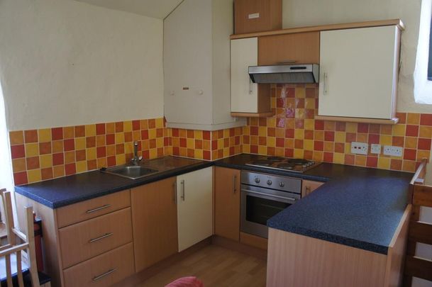 1 bedroom barn conversion to rent - Photo 1