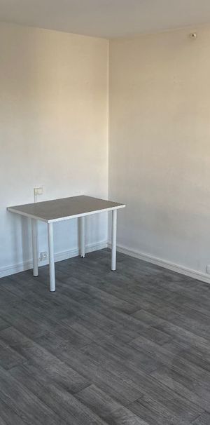 Location Appartement 1 pièce 25m² - Photo 1