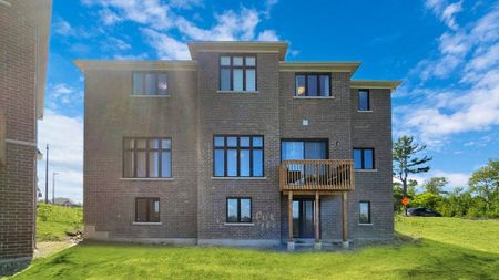 For Lease - 41 John Dalimore Drive, Georgina, Ontario - Photo 3