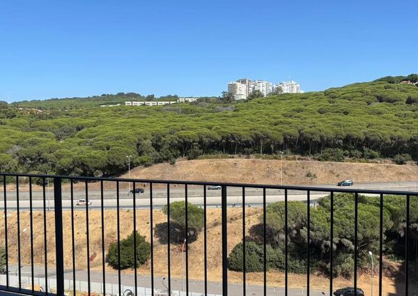 3 Bedroom Apartment with swimming pool, Miraflores, Oeiras