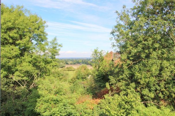 High Street, Elstree - Photo 1