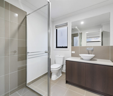 55 Cetona Street, Fraser Rise VIC, Belconnen - Photo 6