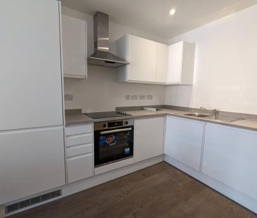 2 bedroom flat to rent - Photo 6