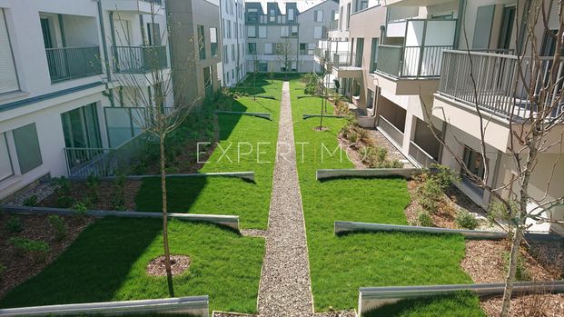 LOCATION T2 bis de 48m2, Terrasse en rez-de-jardin, Parking - Photo 1