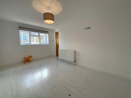 1 bedroom detached bungalow to rent - Photo 3