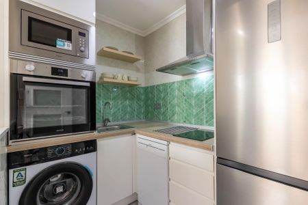 Lista (Barrio de Salamanca) | junto a IE y Av. de América | 1 dormitorio reformado | listo para entrar | de temporada - Foto 2