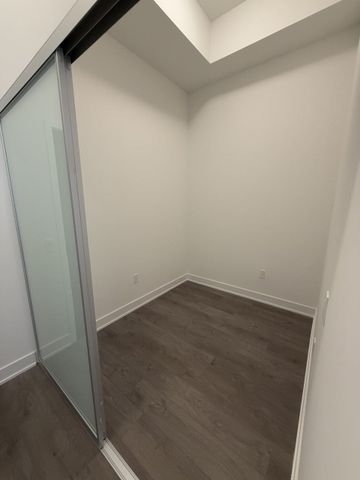 One plus den condo for rent in Oakville - Photo 5