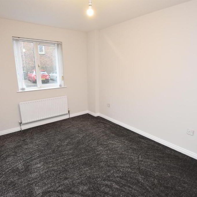 15 Kingscourt Close, Belfast, BT6 9AP - Photo 1