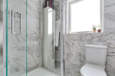 2 bedroom detached house to rent - Photo 5