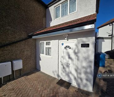 1 bedroom semi-detached house to rent - Photo 4