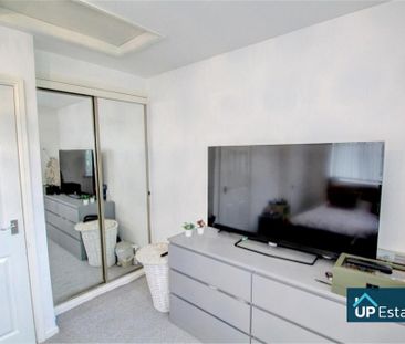 1 bedroom semi-detached house to rent - Photo 3