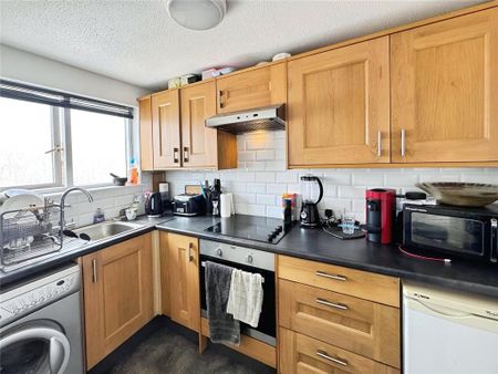 1 bedroom flat to rent - Photo 5