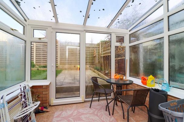 3 bedroom semi-detached house to rent - Photo 1