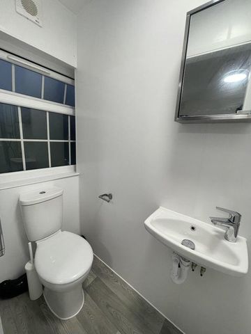 1 bedroom house to rent - Photo 3