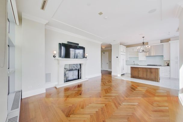 For Lease - 183 Wellington Street Unit# 3503, Toronto, Ontario - Photo 1