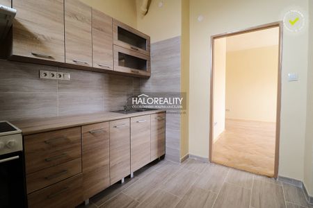 1,5 izbový byt na prenájom 35m2, Nové Zámky - Photo 3