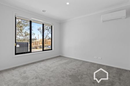 36 Dukes Lane Strathfieldsaye VIC - Photo 2