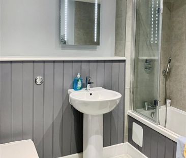 Studio to rent - Photo 5