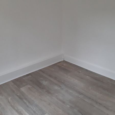 Location Appartement 2 pièces 27m² - Photo 4