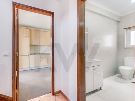 3 room luxury House for rent in Mafra, Lisbon - Photo 3